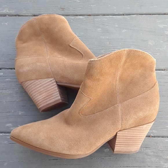 ❌SOLD❌NEW Lucky Brand Ankle Boots - Picture 3 of 5